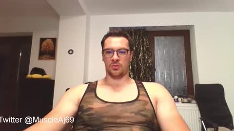 Snapshot of muscleaj69 chatting on 09.25.25 AJ online show from 09.25.25