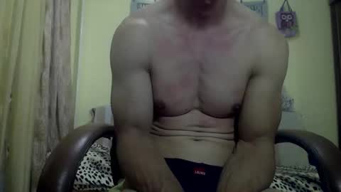 Snapshot of musculargod chatting on 10.20.25 SexyMuscled online show from 10.20.25