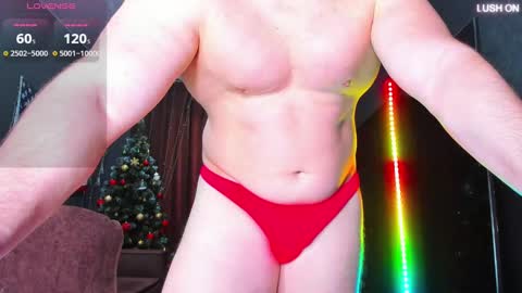 Snapshot of muscularjohnforu chatting on 02.13.25 click icon for peach  online show from 02.13.25