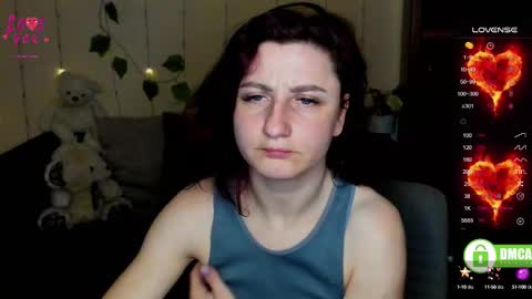 Snapshot of muse_kitty_jenia chatting on 02.23.25 Jenya online show from 02.23.25