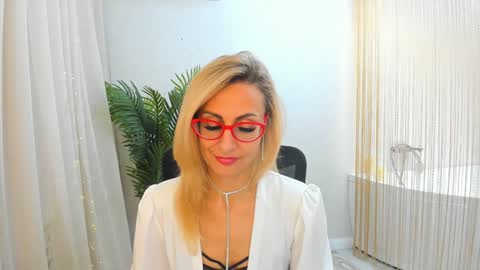 Diana online show from 01.27.25