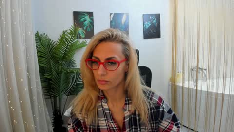 Diana online show from 02.07.25