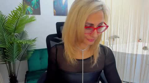 Diana online show from 02.12.25