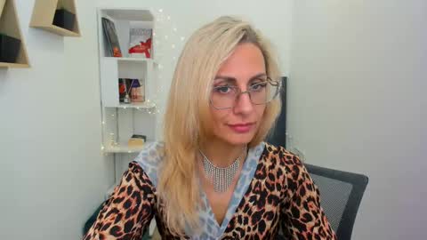 Diana online show from 02.27.25