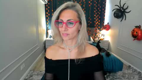 Diana online show from 10.10.25