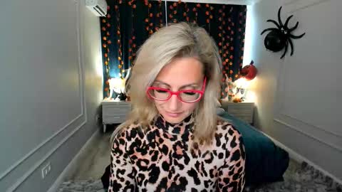 Diana online show from 10.12.25