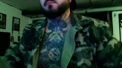 Snapshot of mxwbm chatting on 10.28.25 mxwbm online show from 10.28.25