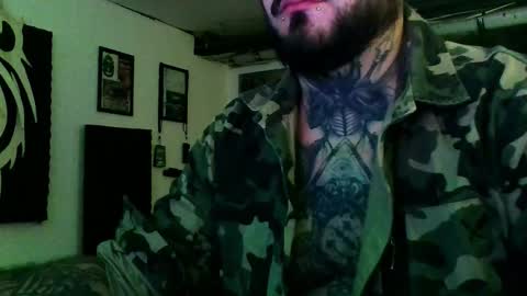 Snapshot of mxwbm chatting on 11.05.25 mxwbm online show from 11.05.25