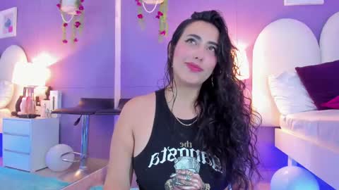 Snapshot of my_aleja_ chatting on 10.04.25 my_aleja_ online show from 10.04.25