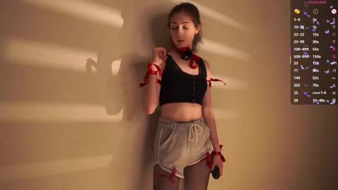 Molly online show from 11.11.25