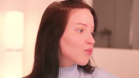 Snapshot of my_stella_ chatting on 11.04.25 STELLA online show from 11.04.25