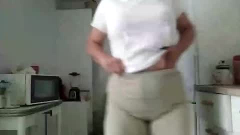 Snapshot of mya_myrella chatting on 10.23.25 mya_myrella online show from 10.23.25