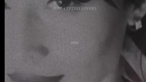 Snapshot of mydoc_lolac chatting on 10.22.25 Lola online show from 10.22.25