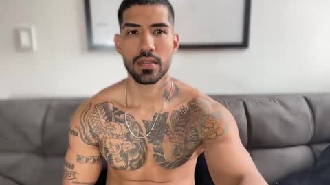 Myke esthetic online show from 02.16.25