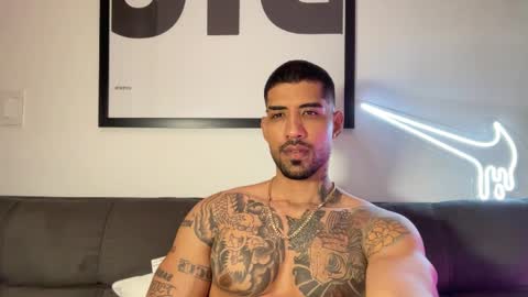 Myke esthetic online show from 09.29.25