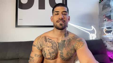 Myke esthetic online show from 10.03.25