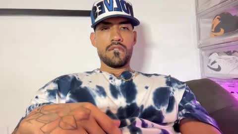 Myke esthetic online show from 10.05.25