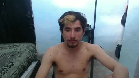 Snapshot of myke_xxx chatting on 12.02.24 mike online show from 12.02.24