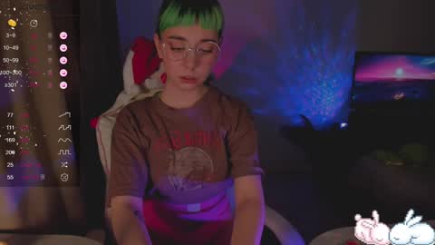 Snapshot of mylaweb chatting on 12.30.24 MylaFlores online show from 12.30.24