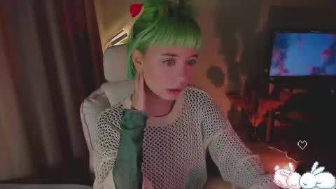 Snapshot of mylaweb chatting on 03.01.25 MylaFlores online show from 03.01.25