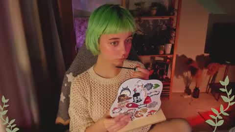 Snapshot of mylaweb chatting on 03.08.25 MylaFlores online show from 03.08.25