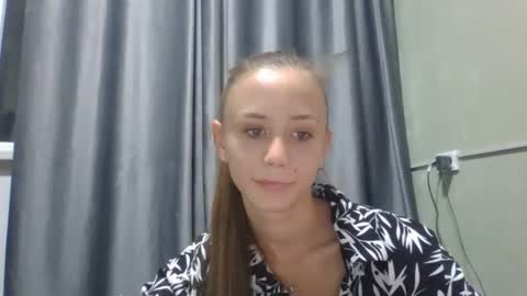 mylittle_flame online show from 10.13.25