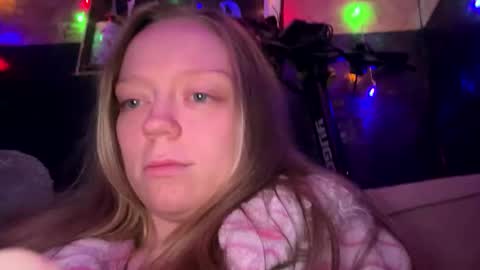 Snapshot of mysterycouplexxxx chatting on 12.04.25 mysterycouplexxxx online show from 12.04.25