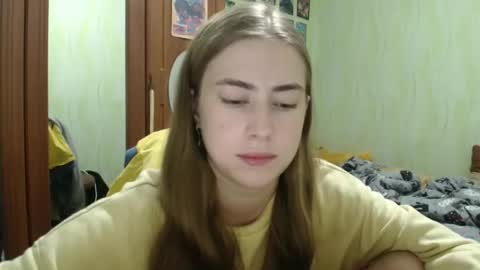 Emelie online show from 10.11.25