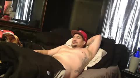 Snapshot of n3v3rpanic1 chatting on 12.23.24 SnackPants online show from 12.23.24