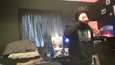 Snapshot of n3v3rpanic1 chatting on 03.07.25 SnackPants online show from 03.07.25