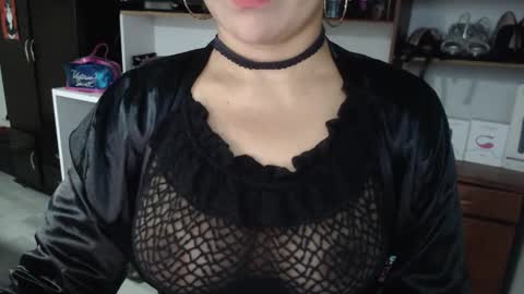 Nadia  online show from 02.08.25