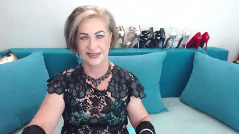 Snapshot of nadiafemdom chatting on 09.29.25 NadiaFemDom online show from 09.29.25