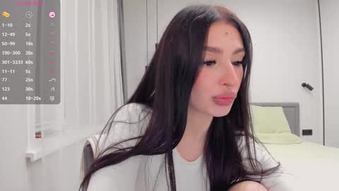 Nadya online show from 11.15.25