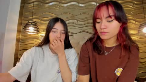 Snapshot of nahia_low chatting on 12.02.24 Valeria online show from 12.02.24