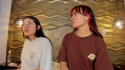 Snapshot of nahia_low chatting on 12.02.24 Valeria online show from 12.02.24