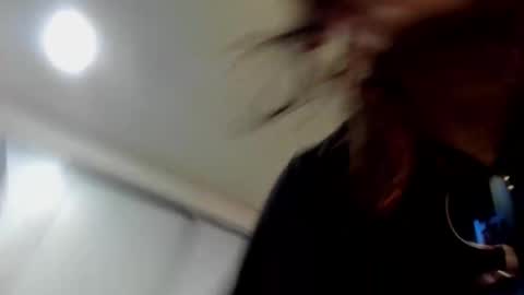 Snapshot of nahia_low chatting on 02.19.25 Valeria online show from 02.19.25