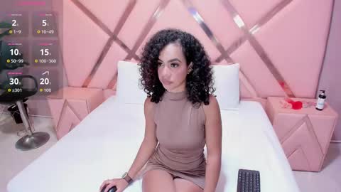 Snapshot of nahiaragray chatting on 09.26.25 Nahiara Gray online show from 09.26.25