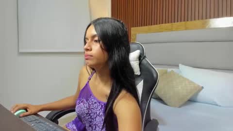 N A H I  online show from 09.30.25