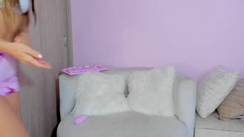      online show from 01.25.25