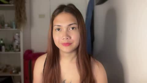 Snapshot of naisha143 chatting on 11.13.25 MARY MAE online show from 11.13.25