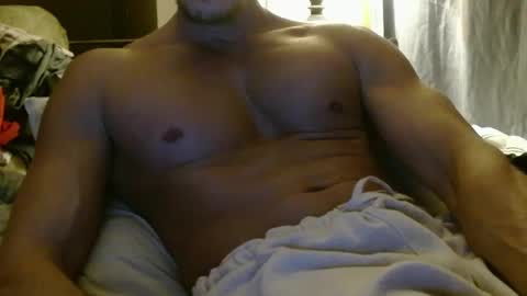 Snapshot of nakedwoodbbttr chatting on 01.26.25 nakeDwoodBbetter online show from 01.26.25