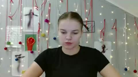 Nana online show from 11.24.25