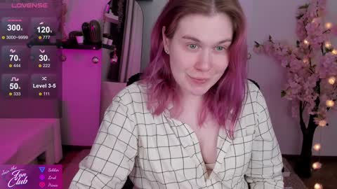 Snapshot of nancy_sun_ chatting on 01.03.25 Nancy online show from 01.03.25