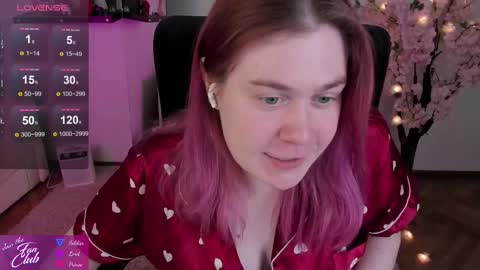 Snapshot of nancy_sun_ chatting on 02.19.25 Nancy online show from 02.19.25