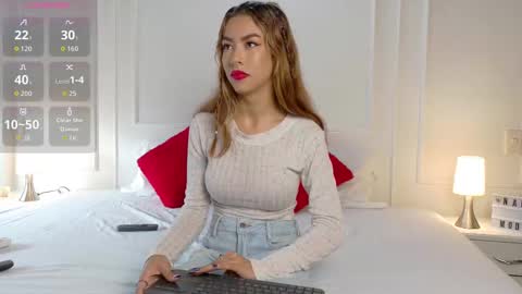 Snapshot of nany_model25 chatting on 10.16.25 nany_model25 online show from 10.16.25