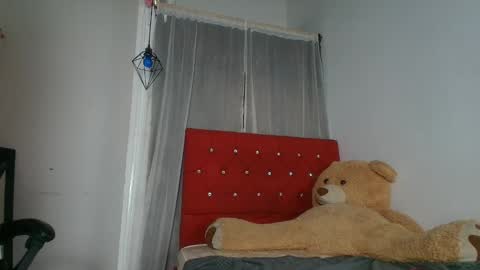 Naomi Campbel online show from 09.29.25