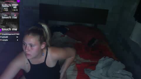 bellas2012 online show from 01.04.25