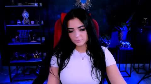 Snapshot of naomiwilsons chatting on 09.15.25 naomiwilsons online show from 09.15.25