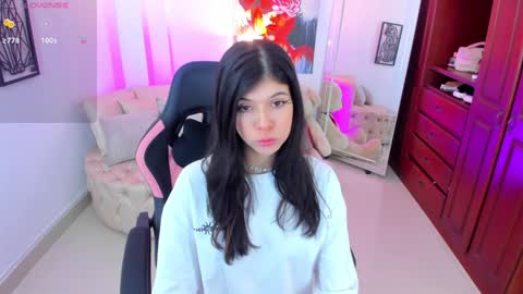 Snapshot of nataasha___ chatting on 01.10.25 NATASHA online show from 01.10.25