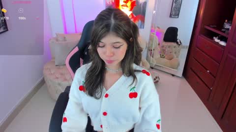 Snapshot of nataasha___ chatting on 01.23.25 NATASHA online show from 01.23.25